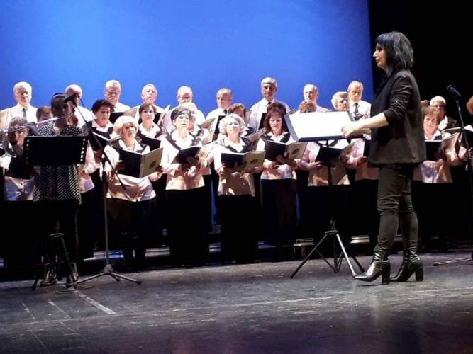 Η χορωδία του ΚΑΠΗ Νάουσας συμμετείχε σε φεστιβάλ του Δήμου Καλαμαριάς