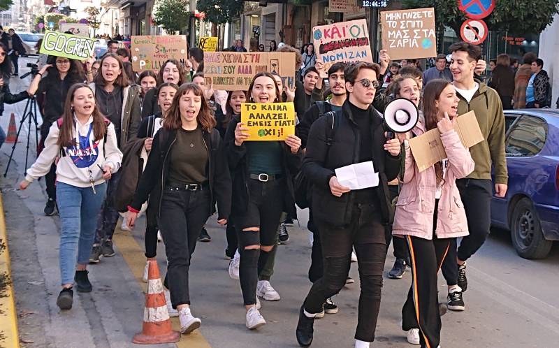 Νέα πορεία για την προστασία του περιβάλλοντος πραγματοποίησαν μαθητές στην Βέροια (φωτογραφίες και βίντεο)