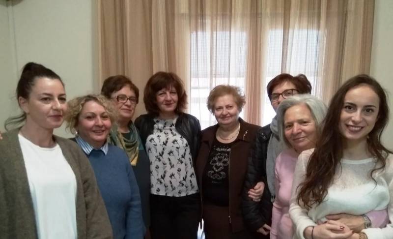 Η Φ. Καρασαρλίδου στα νέα γραφεία του «Έρασμου»