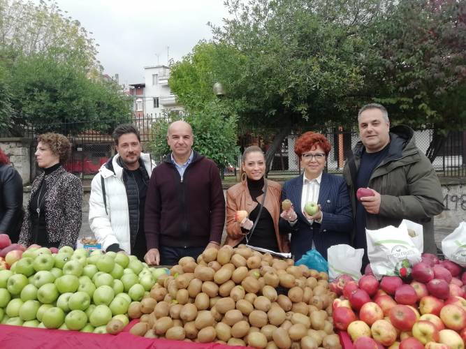 Νάουσα: Τα μήλα και τα ακτινίδια στο επίκεντρο της εκδήλωσης ‘Ζω την πόλη μου -Ημέρα χωρίς Αυτοκίνητο”