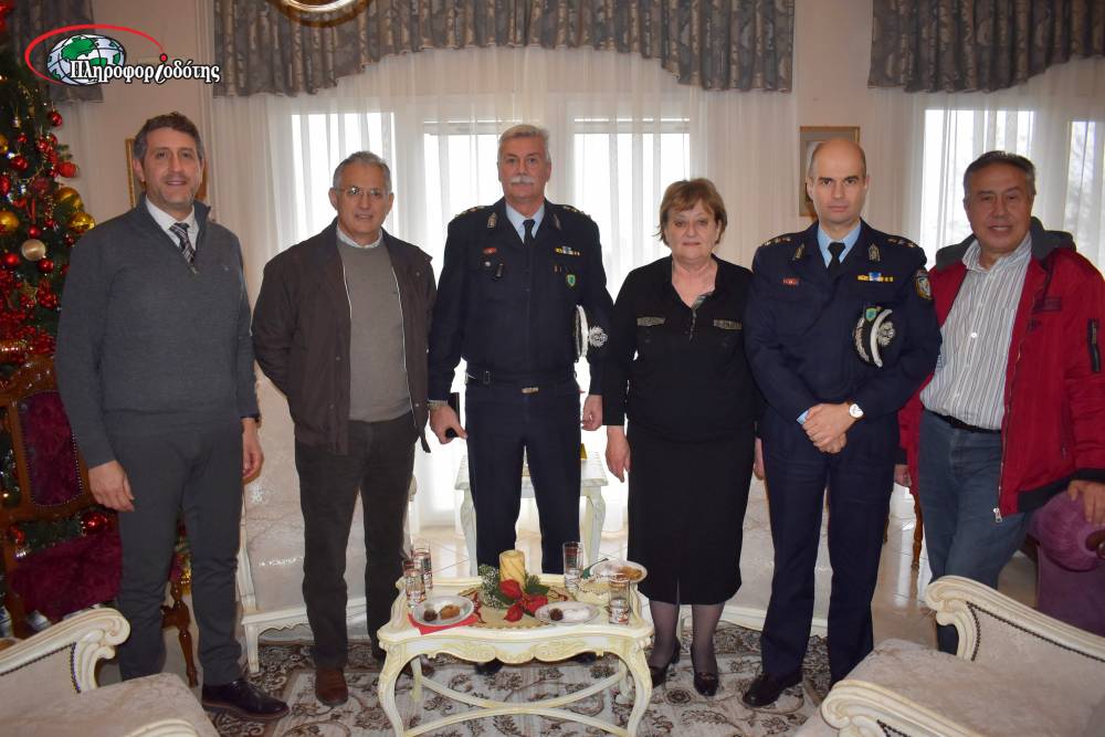 Τρόφιμα και είδη προσωπικής φροντίδας προσέφερε η Αστυνομική Διεύθυνση Ημαθίας σε κοινωνικούς φορείς (φωτογραφίες)