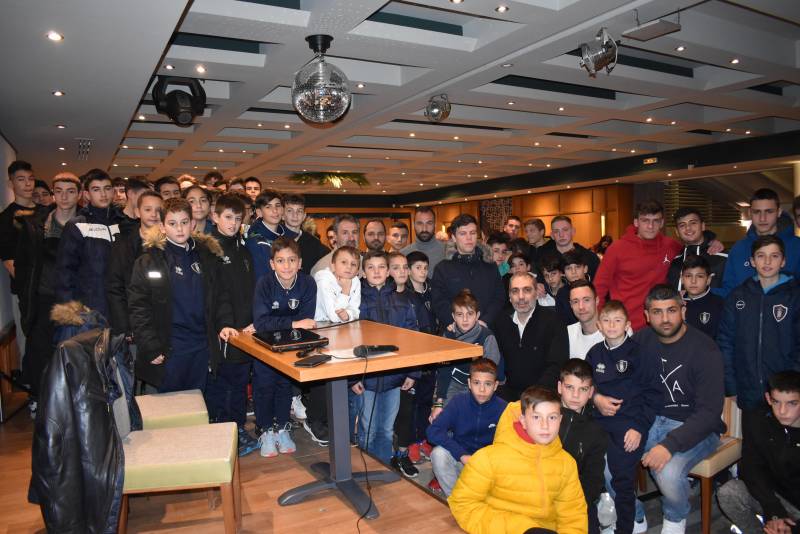 Ημερίδα για διατροφή και ψυχολογία για τα ηλικιακά τμήματα της Βέροιας