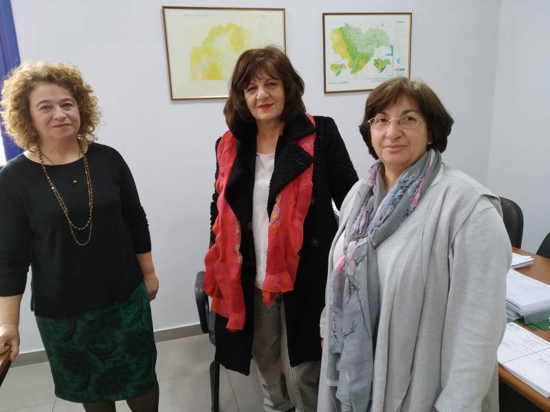 Επίσκεψη Φρόσως Καρασαρλίδου στον ΕΛΓΑ Βέροιας