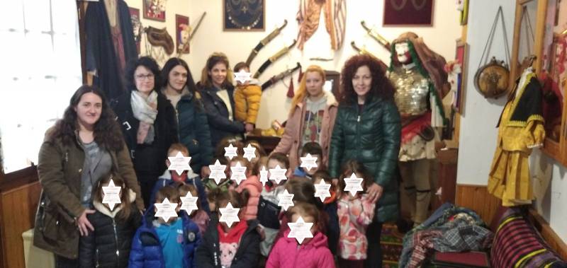 Νάουσα: Ο παιδικός σταθμός ΠΙΚΠΑ στο εργαστήρι παραδοσιακής φορεσιάς “Κονάκι”