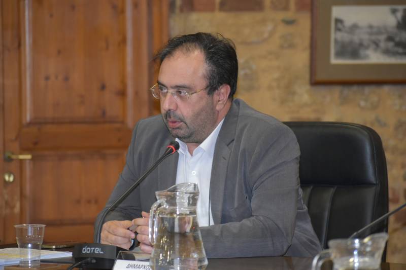 Βοργιαζίδης: “Κινητικότητα αλλά με σύμφωνη γνώμη των διοικήσεων” (βίντεο)