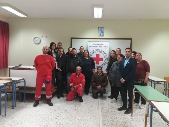 Μαθήματα πρώτων βοηθειών στο ΣΔΕ Νάουσας από τον Ερυθρό Σταυρό Νάουσας