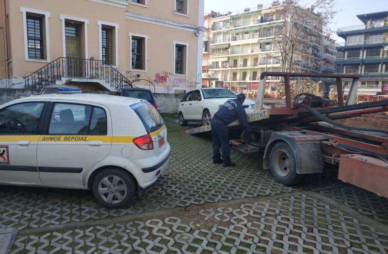 Απόσυρση εγκαταλελειμμένων οχημάτων