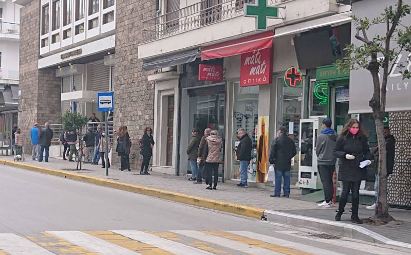 Μόνο για τα απαραίτητα βγαίνουν οι Βεροιώτες από το σπίτι