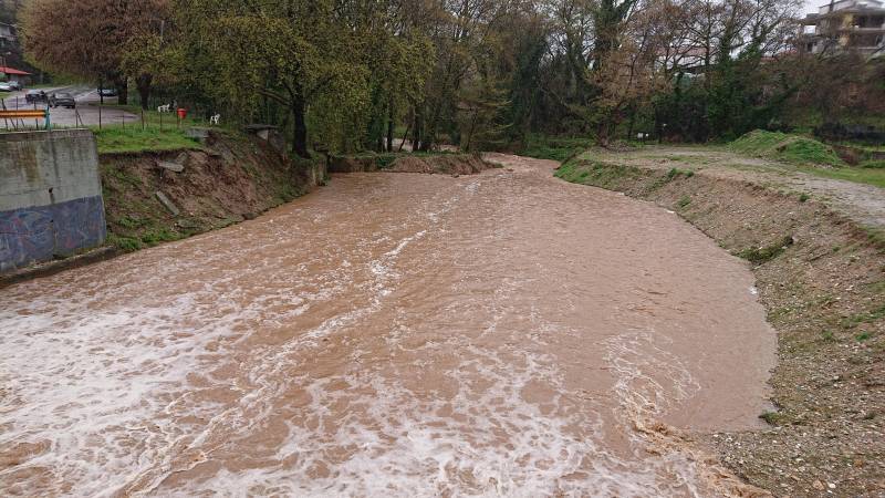 “Βρυχάται” ο Τριπόταμος