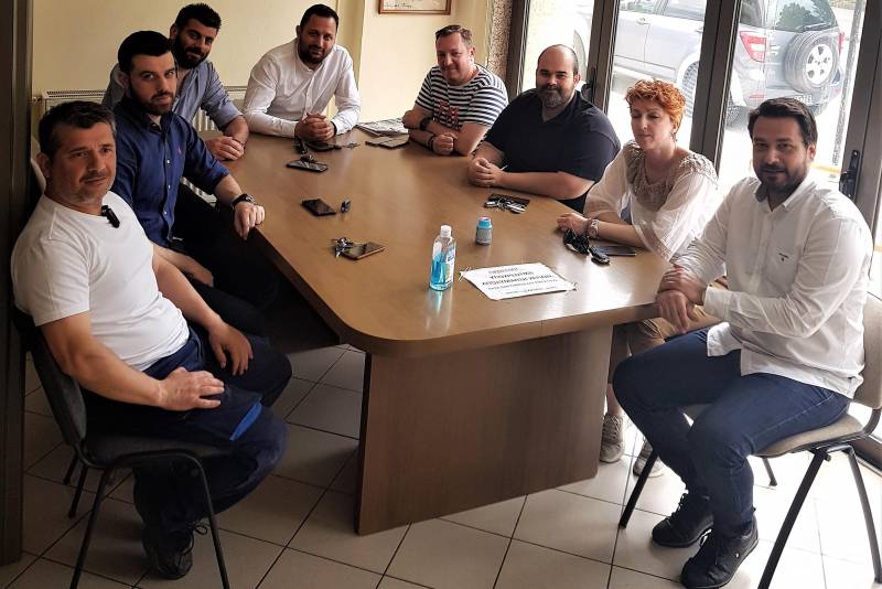 Θέματα αστυνόμευσης και στήριξης της αγοράς συζήτησε με τον Εμπορικό Σύλλογο Αλεξάνδρειας ο Τ. Μπαρτζώκας