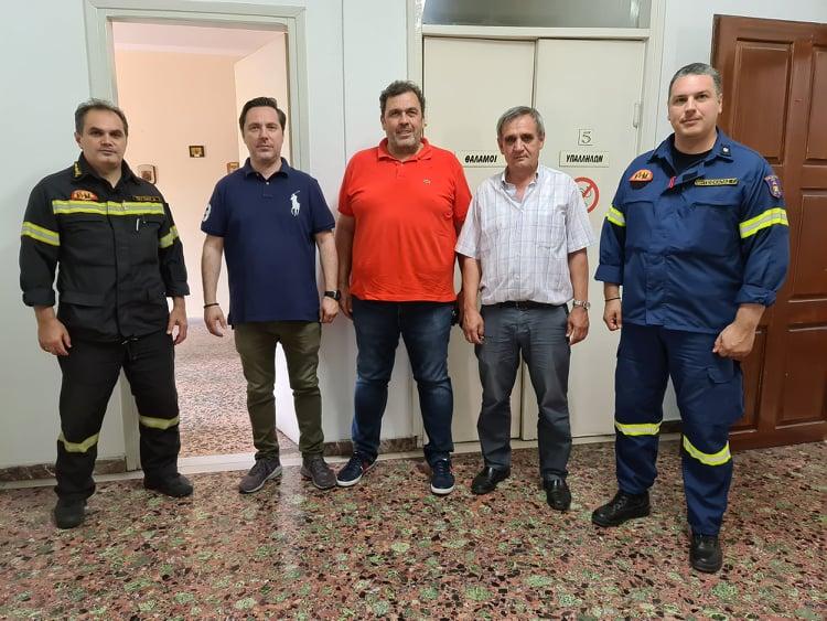Eπίσκεψη  Καρανικόλα στην Πυροσβεστική Υπηρεσία Νάουσας
