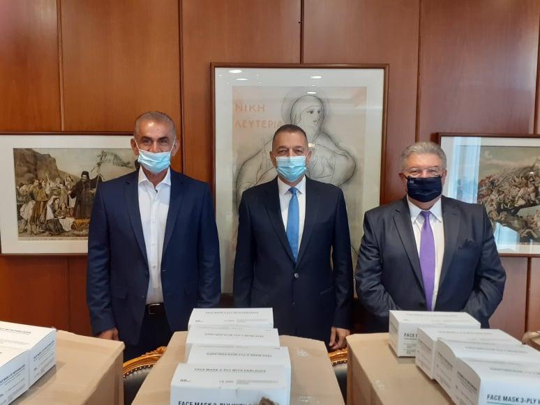 Ο Γιώτης Τσαλουχίδης παρέδωσε στο Υπ. Άμυνας δωρεά Ελληνοαμερικανών επιχειρηματιών