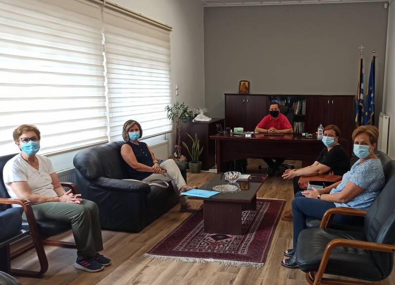 Συνάντηση Καρανικόλα με το νέο Δ.Σ. του Συλλόγου Φίλων του Νοσοκομείου Νάουσας