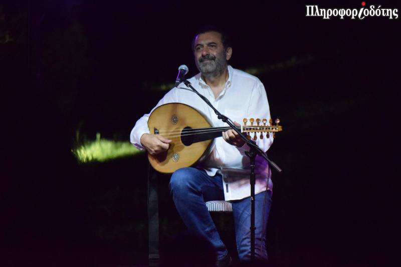 Μουσικό ταξίδι μεταξύ Δύσης και Ανατολής κάτω από το ολόγιομο φεγγάρι με τον Χάικ Γιαζιτζιάν (φωτογραφίες, βίντεο)