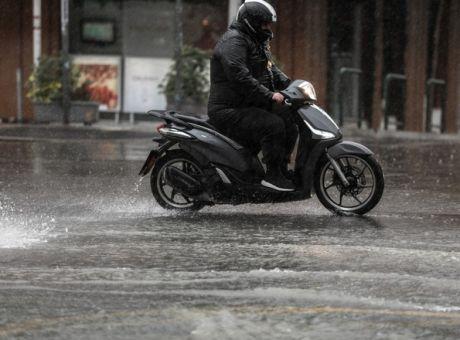 Διευκρινίσεις σχετικά με Κοινή Υπουργική Απόφαση που αφορά στις άδειες οδήγησης