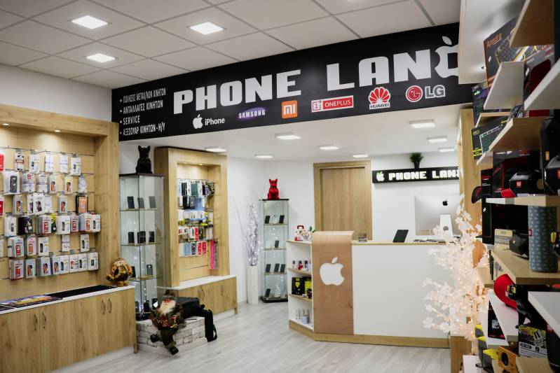 To Phone Land επέστρεψε και θα βρεις τα πάντα για το κινητό τηλέφωνο