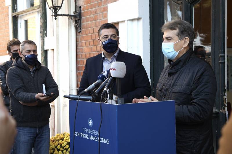 Χρυσοχοΐδης: “Οι έλεγχοι στο εξής θα είναι στοχοποιημένοι, κυρίως σε σημεία συνάθροισης” – Τζιτζικώστας: “Λίγη υπομονή ακόμη το επόμενο διάστημα”