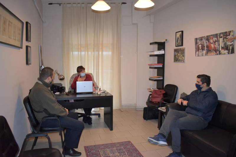 Συνάντηση Φρόσως Καρασαρλίδου με αντιπροσωπεία των αστυνομικών για την προστασία από τον κορωνοϊό