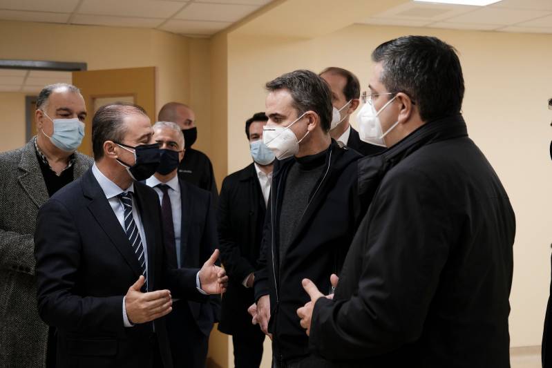 Μητσοτάκης: “Είναι αδιανόητο δύο νοσοκομεία σε απόσταση 20, 30 χιλιομέτρων να αποδεικνύεται τελικά ότι είναι προβληματικά”