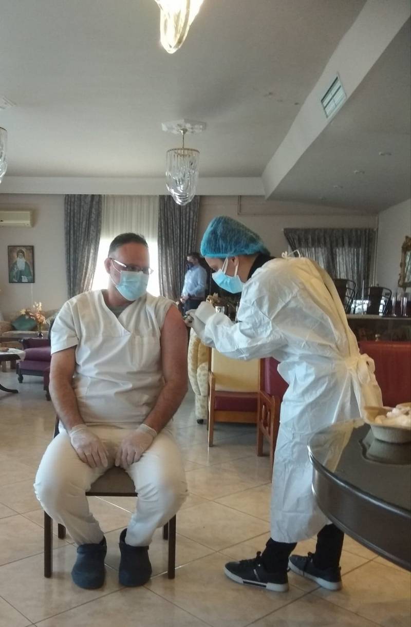 Πραγματοποιήθηκε ο εμβολιασμός της 2ης δόσης κατά του κορονοϊού στο Γηροκομείο Βέροιας