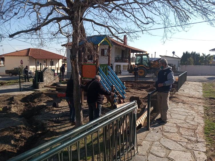 Εργασίες πιστοποίησης σε παιδικές χαρές του Δήμου Βέροιας
