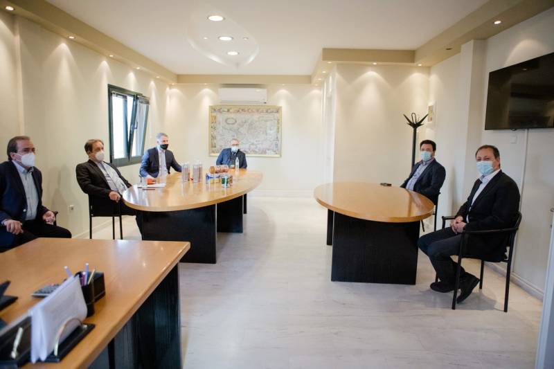Επίσκεψη Υπουργού Αγροτικής Ανάπτυξης και Τροφίμων στα γραφεία της Ε.Κ.Ε.