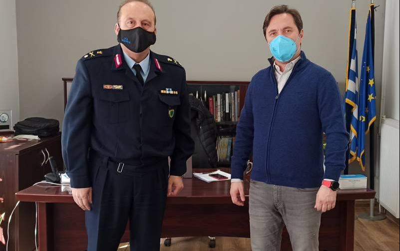 Συνάντηση Δημάρχου Νάουσας με τον νέο Αστυνομική Διευθυντή Ημαθίας Ταξίαρχο κ. Γιώργο Αδαμίδη