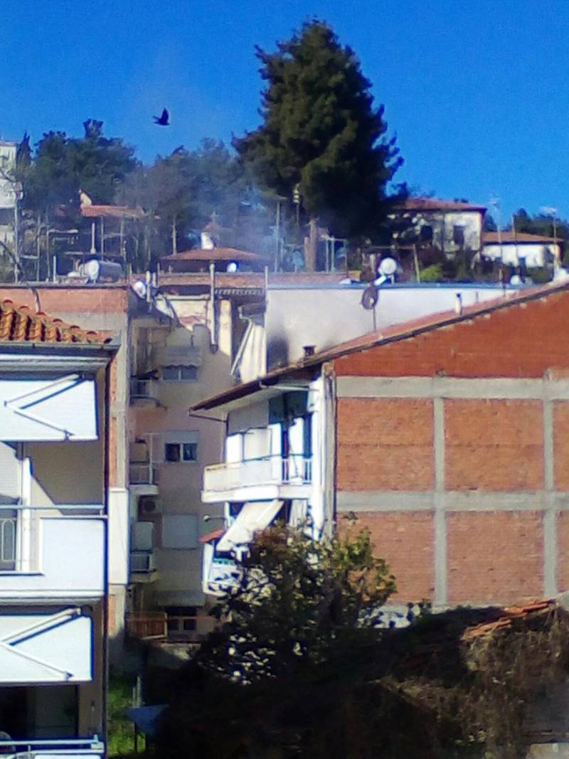 Φωτιά σε διαμέρισμα στην Βέροια