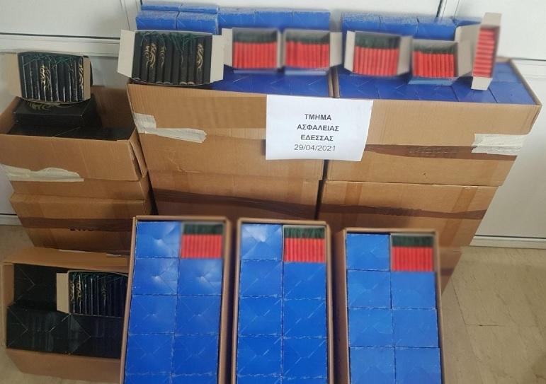 Ημαθία: Σύλληψη 56χρονου που είχε στο κατάστημά του 24.765 κροτίδες