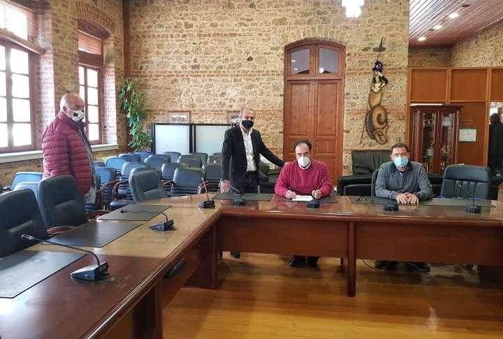 Υπογράφτηκε η σύμβαση για την κατασκευή του κυκλοφοριακού κόμβου Μακροχωρίου