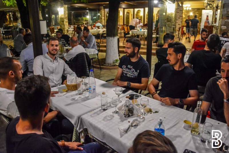 Σε οικογενειακό κλίμα το δείπνο της Βέροιας