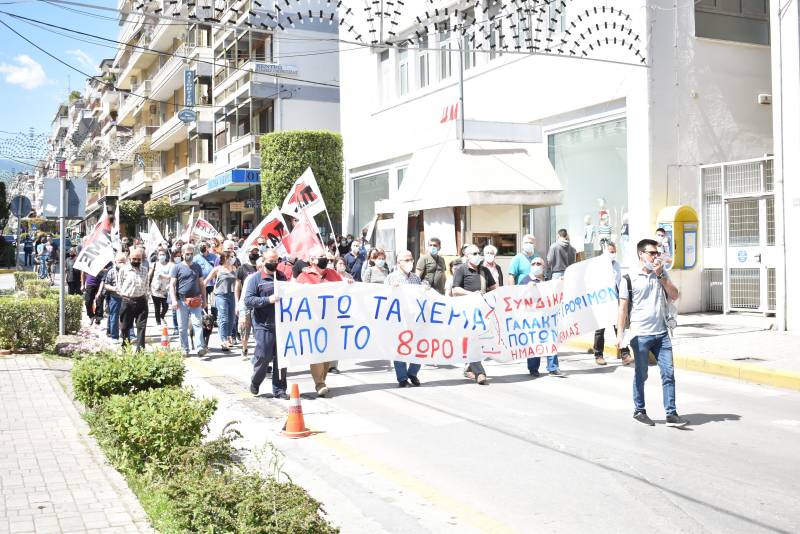 Κινητοποίηση για την Εργατική Πρωτομαγιά πραγματοποίησε το ΠΑΜΕ (φωτογραφίες)