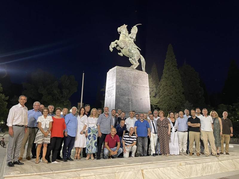 Στην Ολομέλεια των Δικηγορικών Συλλόγων ο Φώτης Καραβασίλης