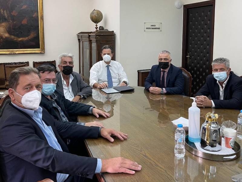 Νέες επαφές Τσαβδαρίδη για τις αποζημιώσεις συνεταιρισμών και επιχειρήσεων από τους ανοιξιάτικους παγετούς