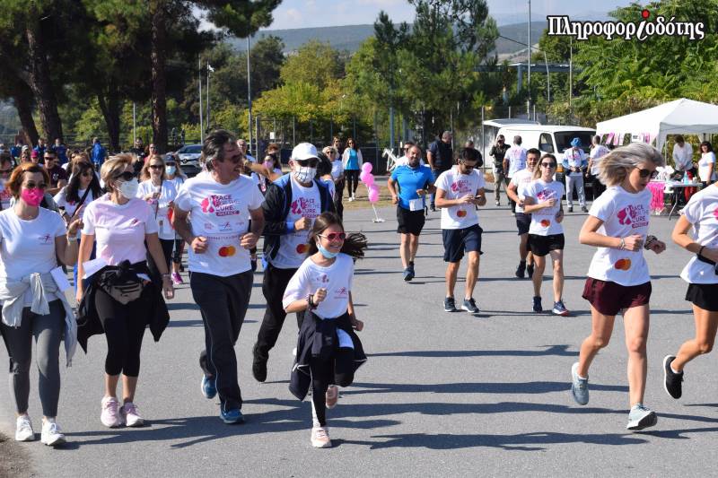 Βέροια: Συμβολικό μήνυμα υποστήριξης στις γυναίκες με καρκίνο του μαστού (φωτογραφίες, βίντεο)