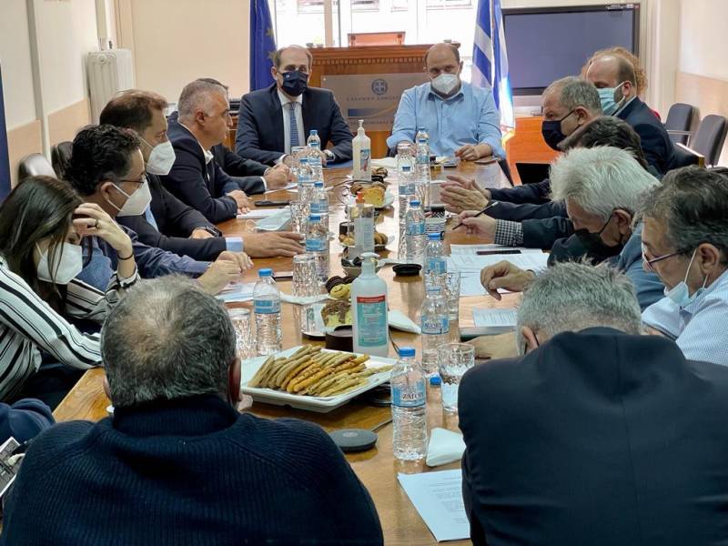Βεσυρόπουλος: Συνάντηση με εκπροσώπους του επιχειρηματικού και αγροτικού κόσμου Ημαθίας – Πέλλας
