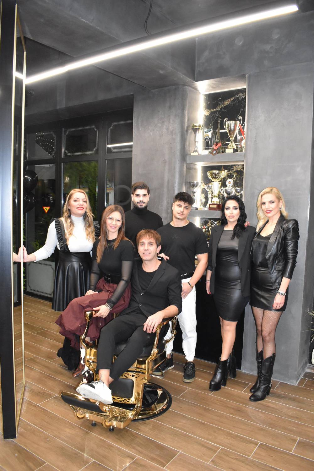 Εγκαινιάστηκε ο πολυχώρος ομορφιάς DIMOS INTOS luxury hair house στην Βέροια (φωτογραφίες)