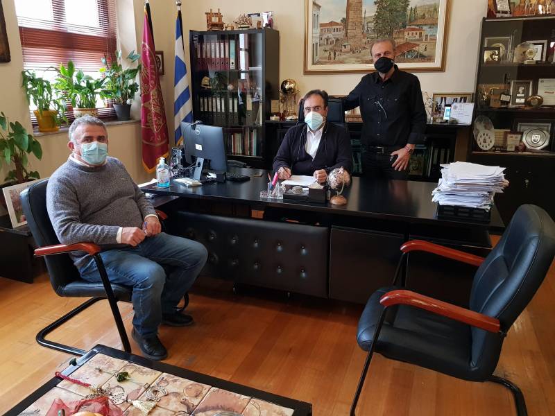 Δήμος Βέροιας: Παρεμβάσεις σε τουαλέτες και αποδυτήρια γυμναστηρίου σε ΕΠΑΛ και ΤΕΕ Ειδικής Αγωγής