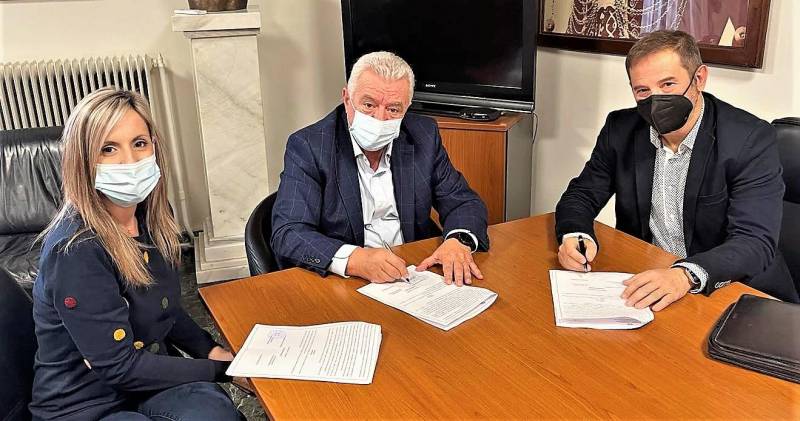 Αλεξάνδρεια: Υπογράφηκε η σύμβαση για την προμήθεια και εγκατάσταση Σταθμών Κοινόχρηστων Ποδηλάτων
