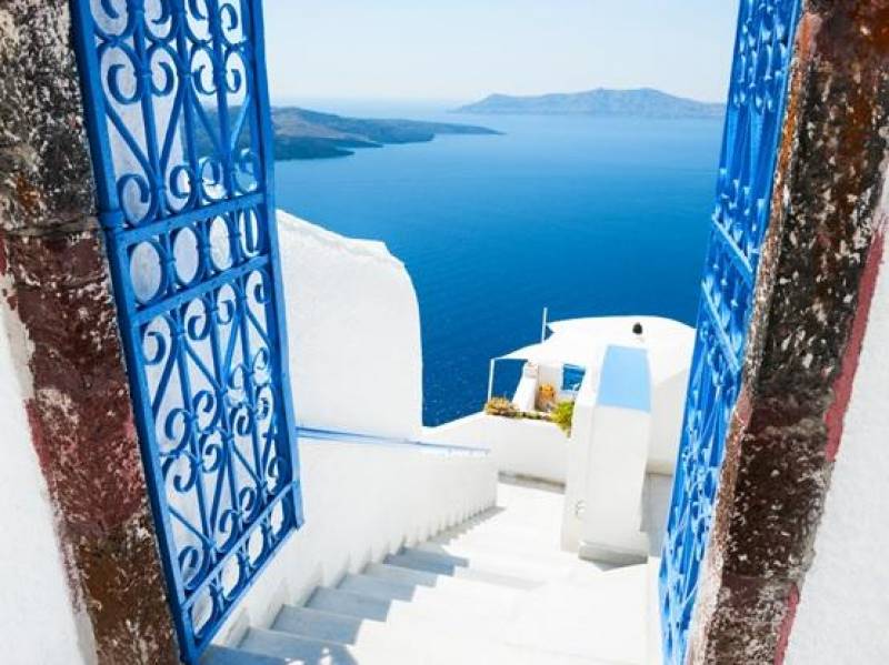 Λόγοι για να επισκεφθείτε την Σαντορίνη