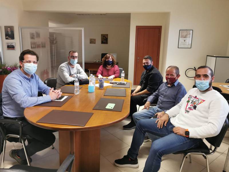 Επίσκεψη στην Λαϊκή Αγορά και συνάντηση με την διοίκηση του Εμπορικού Συλλόγου Βέροιας πραγματοποίησε ο Άγγελος Τόλκας