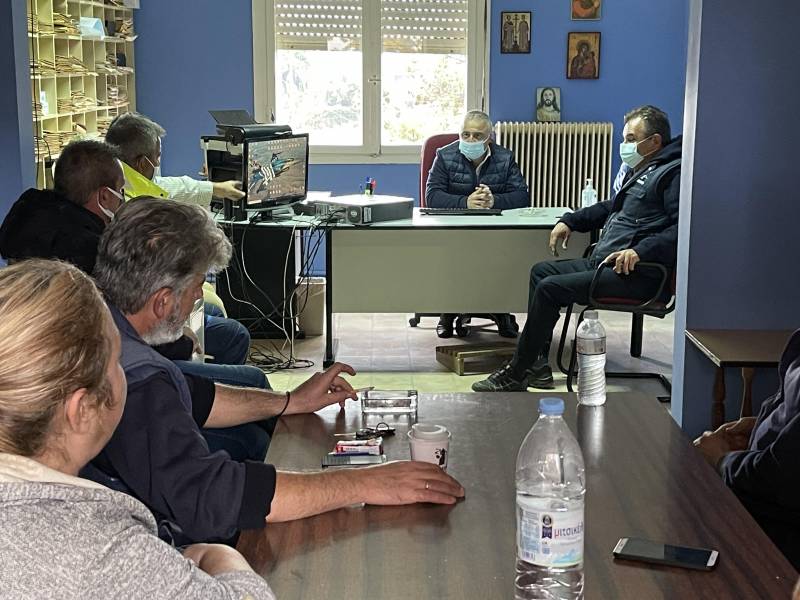 Στον ΕΛΓΑ με παραγωγούς τομάτας ο Τσαβδαρίδης