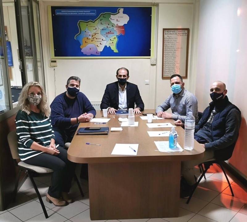 Τι συζήτησε η διοίκηση του Εμπορικού Συλλόγου Αλεξάνδρειας με τον Υφυπουργό Απόστολο Βεσυρόπουλο