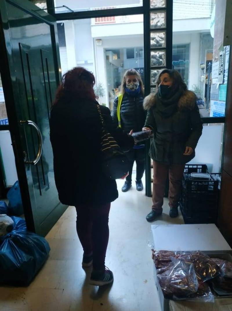 Δέματα Χριστουγέννων σε 60 άπορες οικογένειες από τον Όμιλο Προστασίας Παιδιού Βέροιας