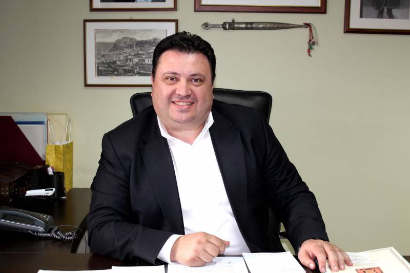 Γικόνογλου: Και φίλος του Παπανδρέου και μέλος του ΣΥΡΙΖΑ