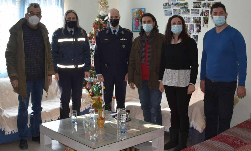 Στελέχη της Αστυνομίας επισκέφθηκαν την Πρωτοβουλία για το Παιδί