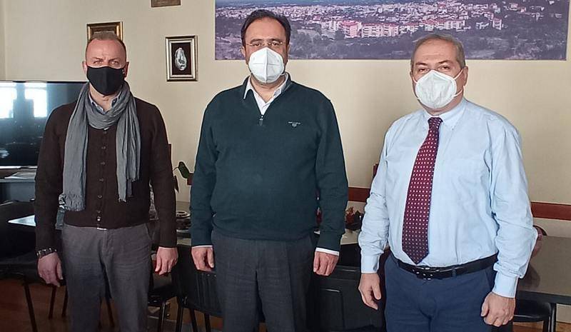 Θέματα του δήμου Βέροιας συζήτησαν εκπρόσωποι τοπικών οργανώσεων ΝΔ με τον δήμαρχο