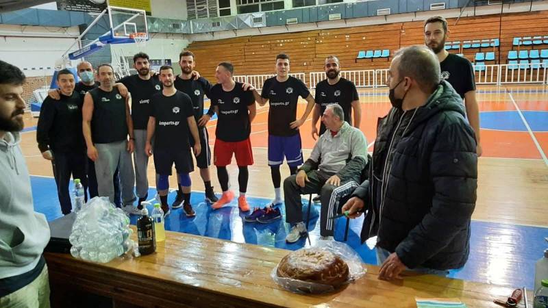 Οι Αετοί έκοψαν την βασιλόπιτα