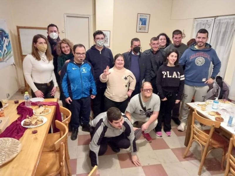 Ο αθλητικός σύλλογος ΑμεΑ “Αιγές” έκοψε την βασιλόπιτα