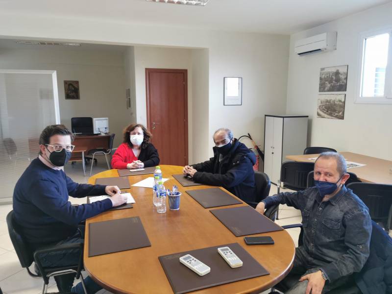 Συνάντηση Άγγελου Τόλκα με τον Εμπορικό Σύλλογο Βέροιας για την ακρίβεια και την τοπική αγορά